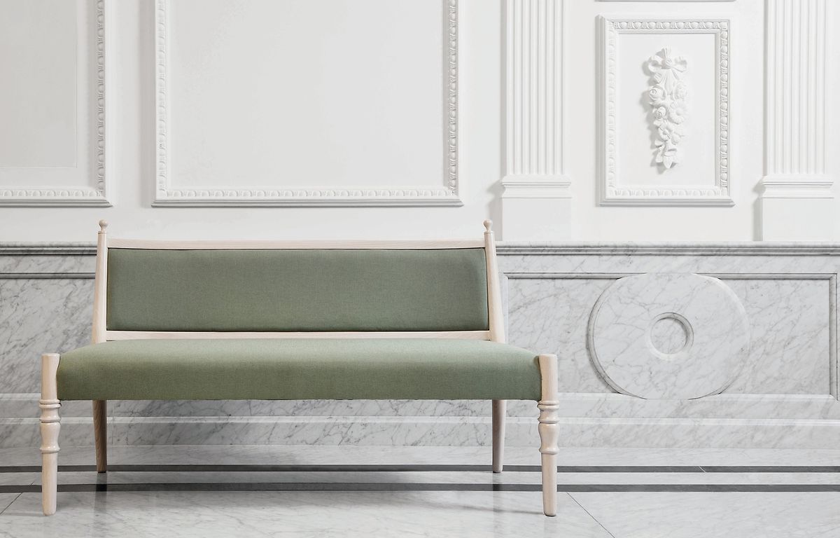 Inspiration aus dem 18. Jahrhundert: Designer Marcel Wanders gab mit seiner Century-Serie diesem alten Möbeltyp eine zeitgenössische Form.