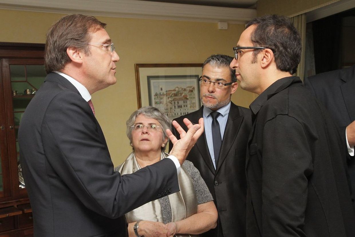 Aqui com a embaixadora de Portugal no Luxemburgo, com o arquitecto Jean-Paul Carvalho (à dta) e com Custódio Portásio, do PSD Luxemburgo