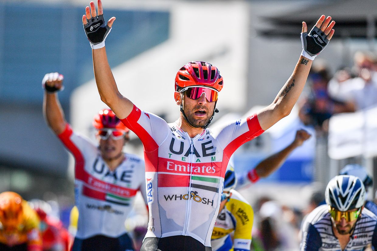 Diego Ulissi (I/Emirates) freut sich über seinen Sieg.