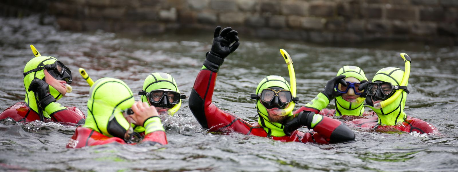 Im Wasser sind die Rettungsschwimmer in ihrem Element.