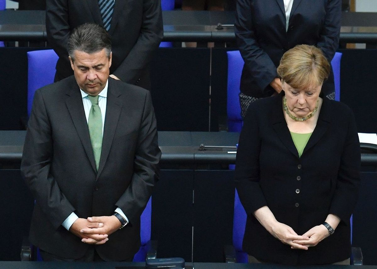 Außenminister Sigmar Gabriel und Kanzlerin Angela Merkel.