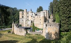 Die Ruinen der mittelalterlichen Burg können täglich besucht werden.