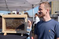 Hugo Zeler, apiculteur urbain.