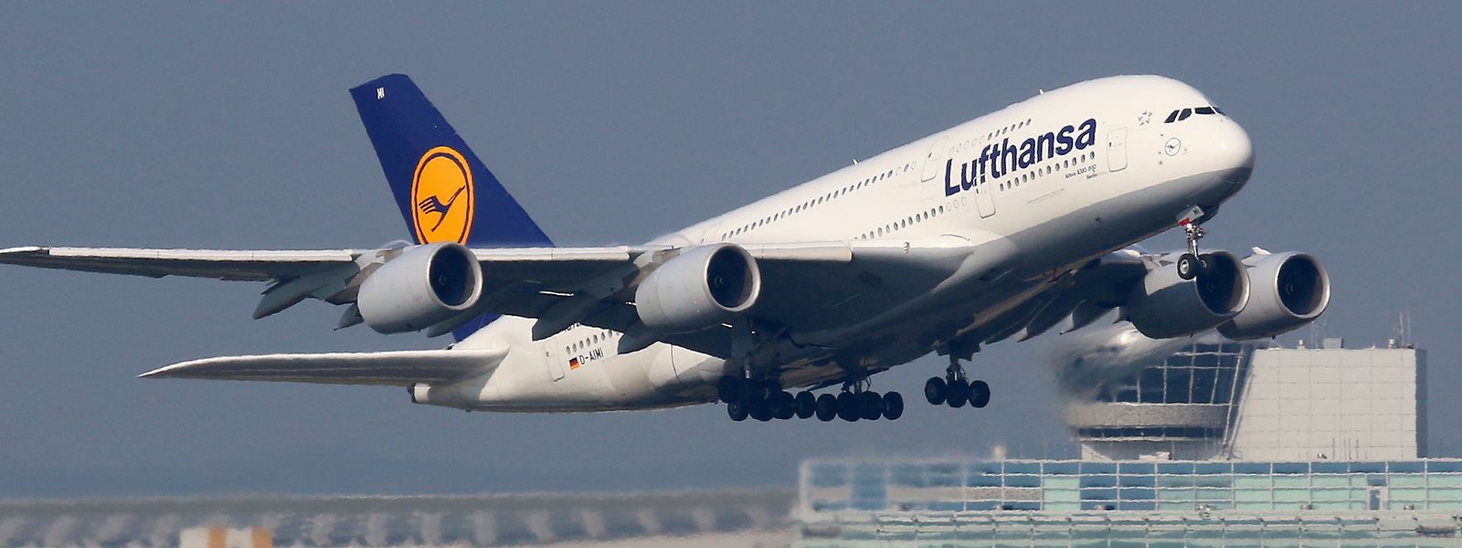 Aufgrund der steigenden Nachfrage bekommt der ausgemusterte Airbus A380 bei der Lufthansa womöglich noch mal eine Chance.