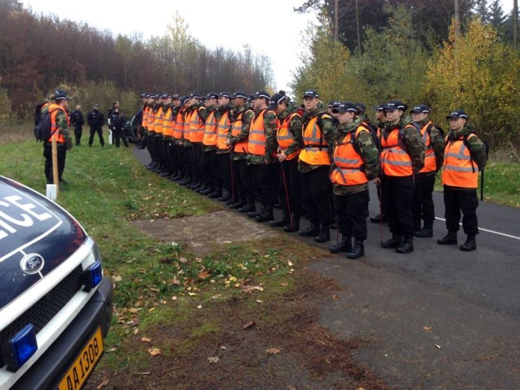 Die Suchaktion am Dienstagnachmittag mobilisierte rund 250 Beamte und Helfer.