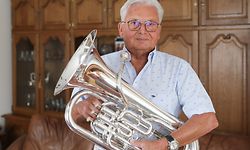 Seit 1946 spielt René Haas ein Musikinstrument, zuerst Trompete und jetzt Euphonium.
