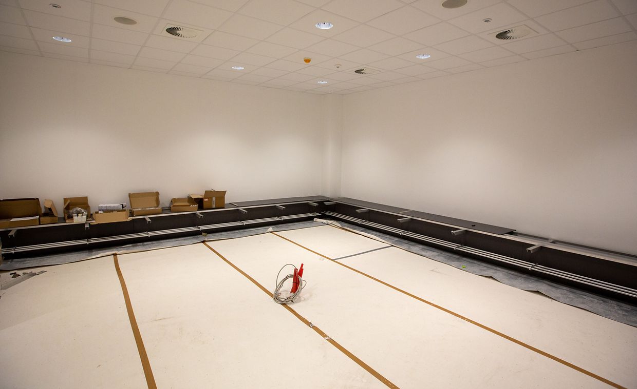 Lokales , Visite du chantier du stade national, Luxembourg, foto: Chris Karaba/Luxemburger Wort