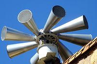 Warning siren on the roof of a city hall. (Photo by: BSIP/Universal Images Group via Getty Images)