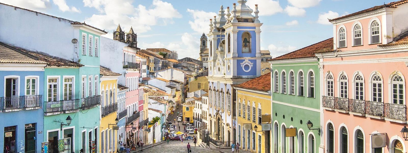 Imagem panorâmica de São Salvador, capital do Estado da Baía (Bahia).