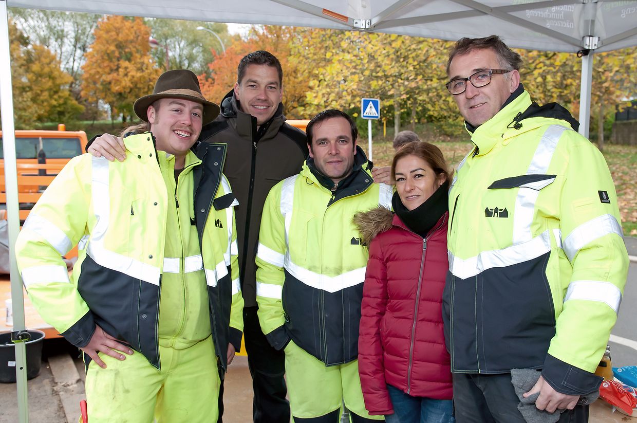 Nationaler Tag des Baumes in der Gemeinde Bettemburg: Einweihung des "Kannerbongert" in Noertzingen sowie das Pflanzen von Bäumen für die Neugeborenen der Gemeinde Bettemburg. (Foto: Alain Piron)