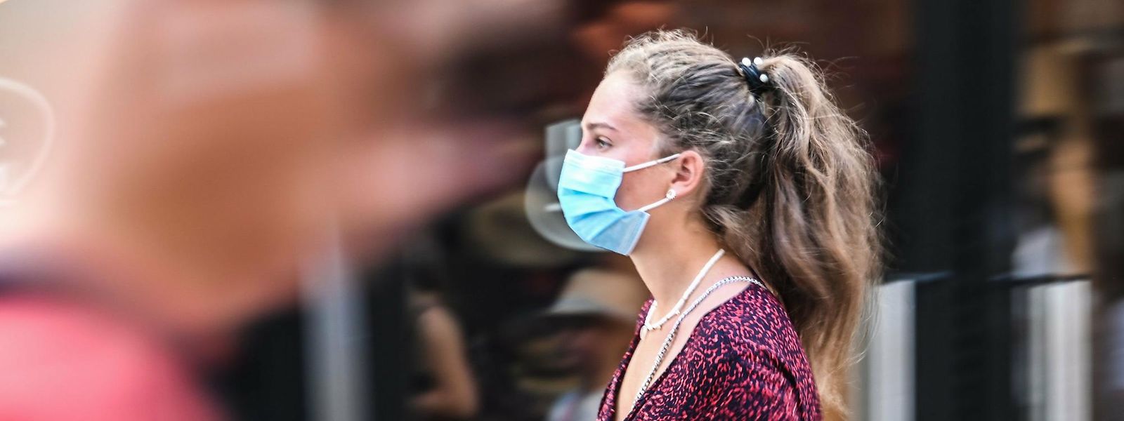 Portugal Uso De Mascara Na Rua Continua Obrigatorio Ate 12 Setembro