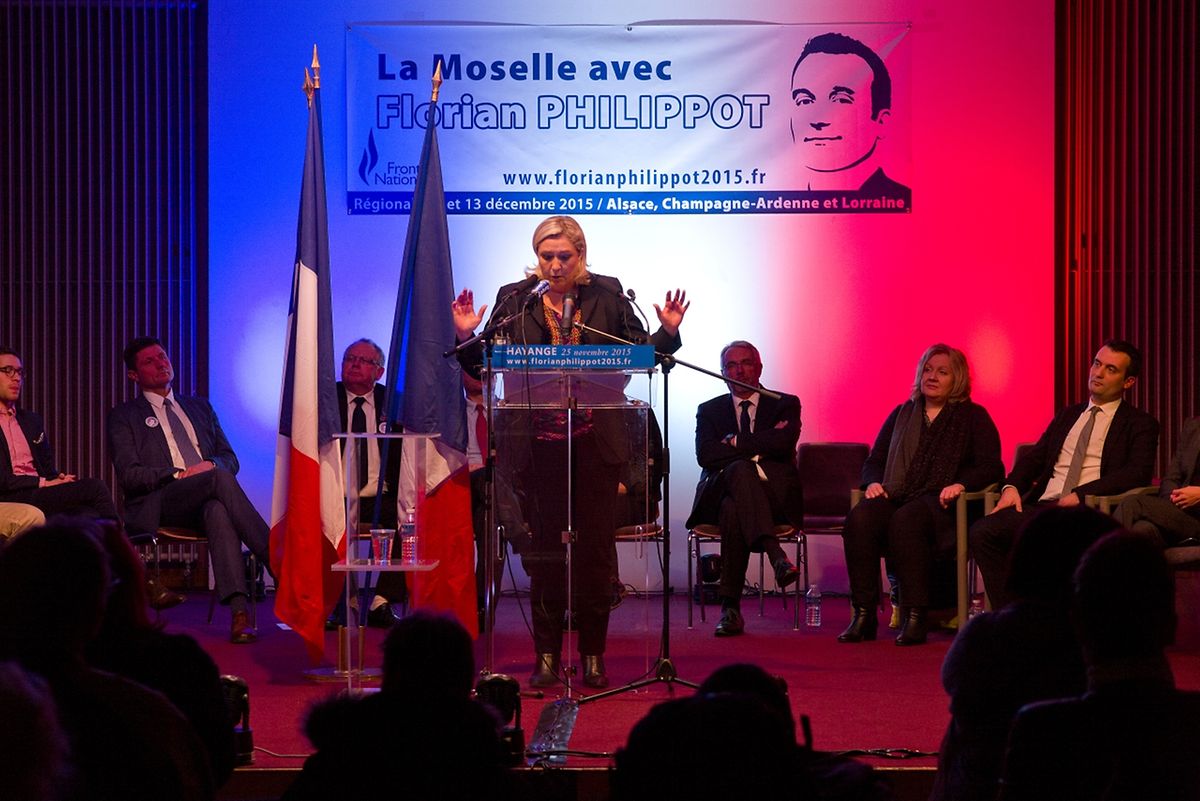 Marine Le Pen lors de son meeting à Hayange le 25 novembre