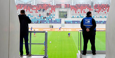 Le Stade de Luxembourg va sonner creux - Vimarsana News