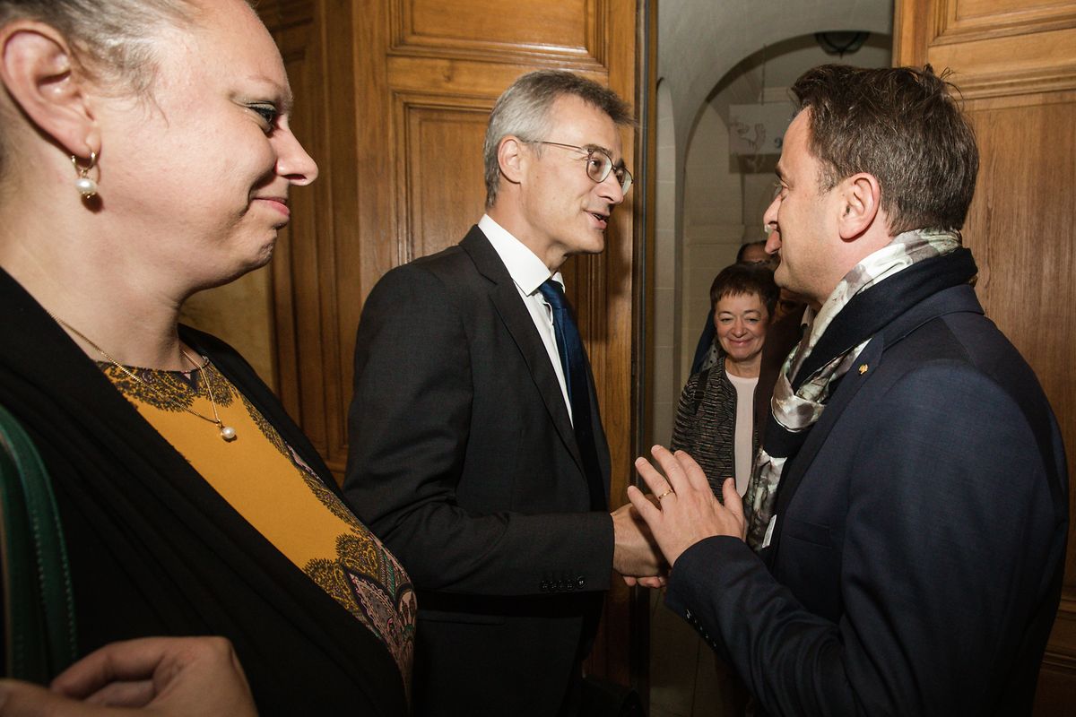 Die Vorbereitungen zu den Koalitionsverhandlungen haben begonnen.
