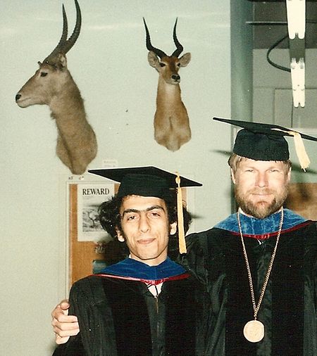 Prof. Qumsiyeh e o seu orientador de doutoramento Dr. Robert J. Baker