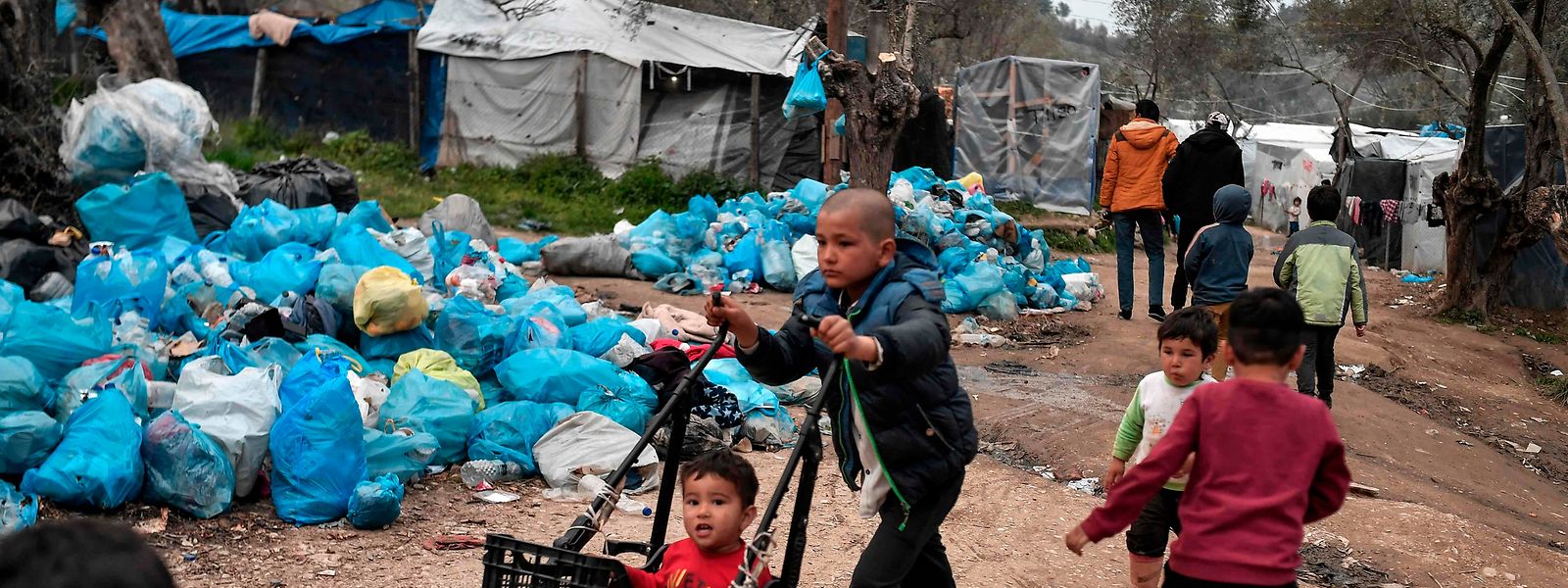Das berüchtigte Flüchtlingslager Moria auf der griechischen Insel Lesbos: Hier herrschen katastrophale hygiensiche Zustände.
