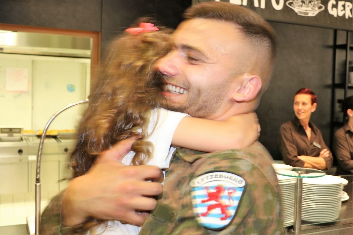 Des larmes de joie ont jailli samedi soir à l'accueil des 23 soldats de retour de mission au Kosovo.