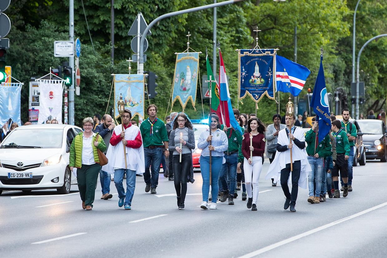 Lichterprozession der portugiesischen Gemeinschaft