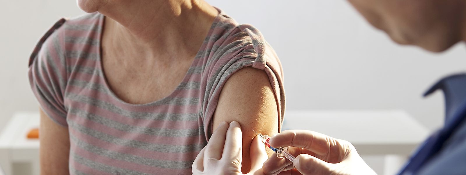 Die Grippe geht in Australien um. Für Reisende empfiehlt sich ein Impfschutz.