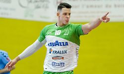 Ben Weyer (Berchem #10) jubelt, freut sich, Jubel, Freude/ Handball, AXA League Häeren, Herren, Luxemburg, Saison 2020-2021 / 17.04.2021 /HC Berchem - HB Käerjeng (Bascharage) / Hall omnisports, Crauthem /Foto: Ben Majerus