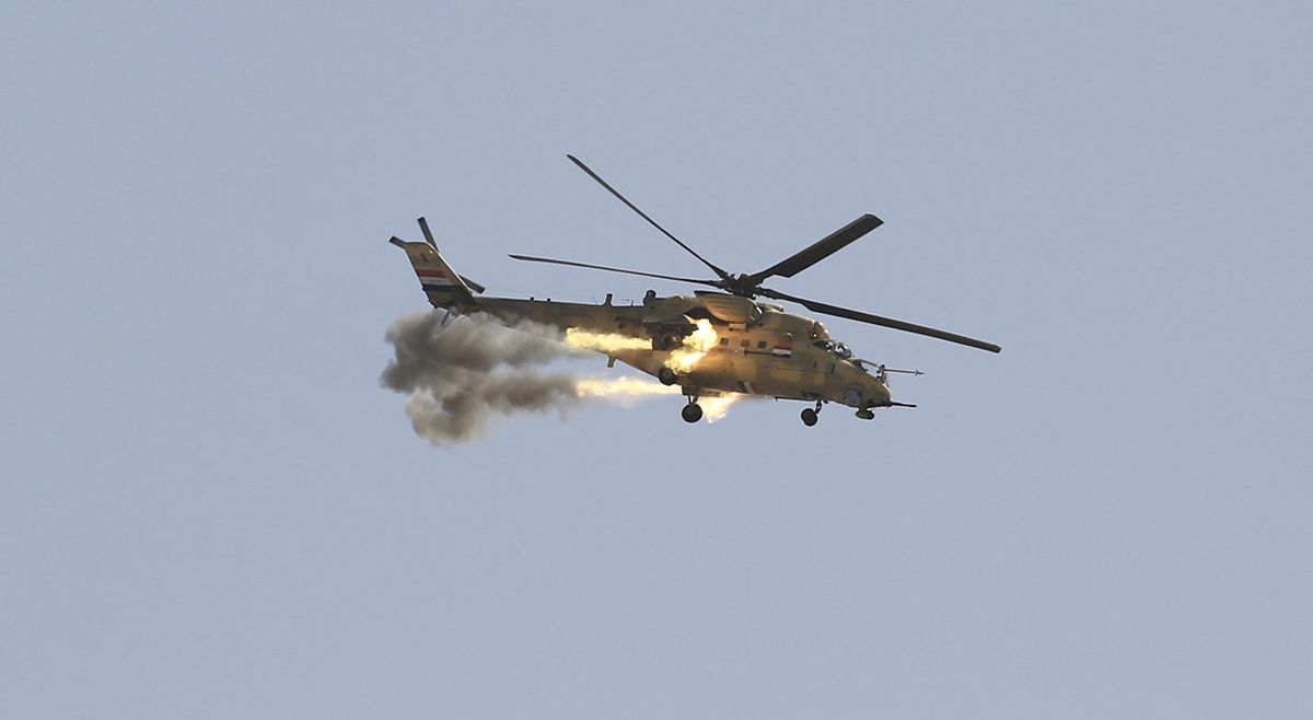 Helikopterangriff auf Stellungen des IS bei Falludscha. 