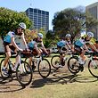 Ben Gastauer (links) mit seinen Ag2r-Teamkollegen Andrea Vendrame (I), Larry Warbasse (USA) und Romain Bardet (F) - Tour Down Under 2020 - Foto: Serge Waldbillig