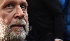 (FILES) In this file photograph taken on January 13, 2020, Bernard Preynat, a former priest accused of sexual assaults, waits at the beginning of his trial in the courthouse of Lyon, south-eastern France. - The public prosecutor requested on January 17, 2020, a prison sentence "not less than eight years" for the multiple sexual assaults committed by former priest Bernard Preynat on young boys during a period of two decades. (Photo by PHILIPPE DESMAZES / AFP)