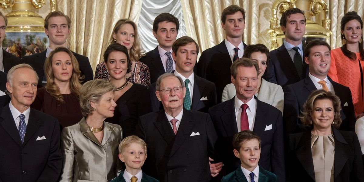 Kinder, Enkelkinder und Urenkel des Jubilars.