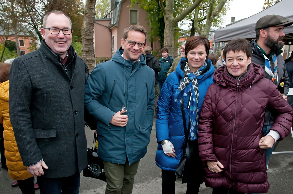 100 Joer Beetebuerger Guiden a Scouten: Das Pflanzen von Bäumen im Parc Grande-Duchesse Charlotte in Bettemburg. (Foto: Alain Piron)