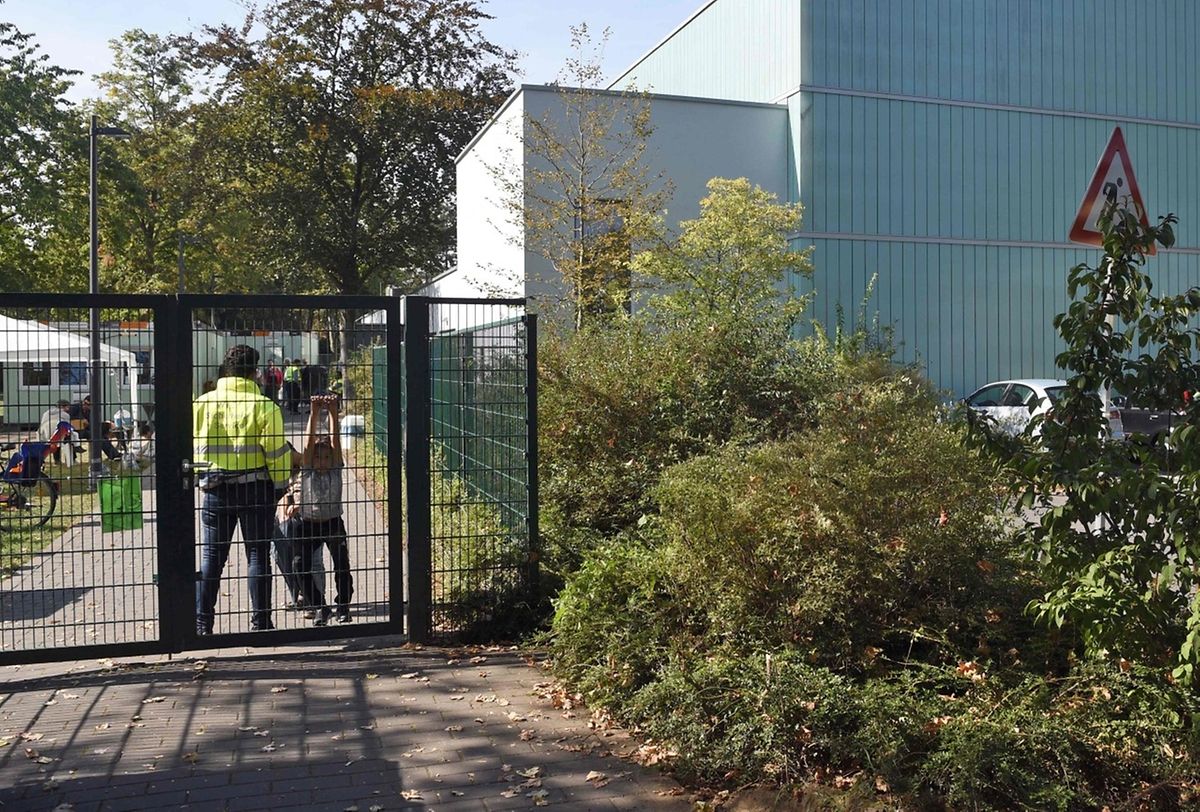  Der junge Mann war am Dienstag in dieser Kölner Turnhalle festgenommen worden.