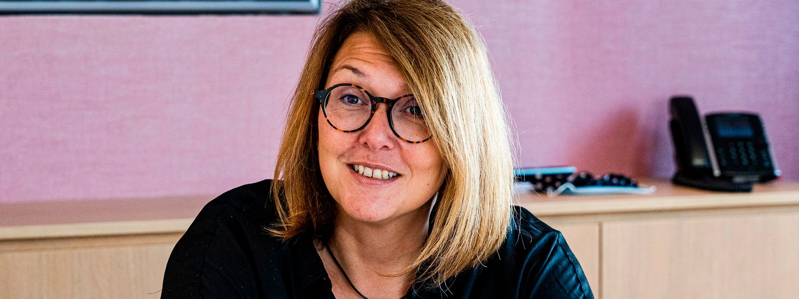 Pascale Hansen (46) unterstreicht, dass auch nach einer Fusion der fünf Nordstadgemeinden in jeder der früheren Kommunen eine Außenstelle und somit die Nähe zum Bürger erhalten bleibt.