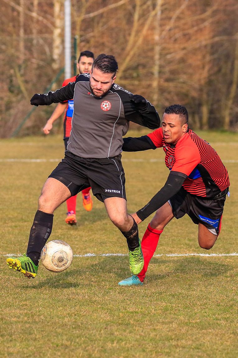 Red Boys Aspelt (rouge) - Red Star Merl-Belair (gris) 4-0