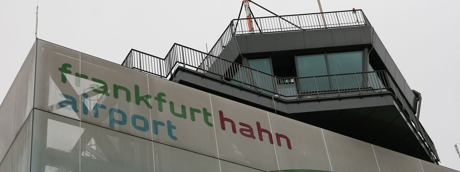 Flughafen Hahn Vor Dem Verkauf Verhandlungen Mit Einem Bieter Auf Der Zielgeraden