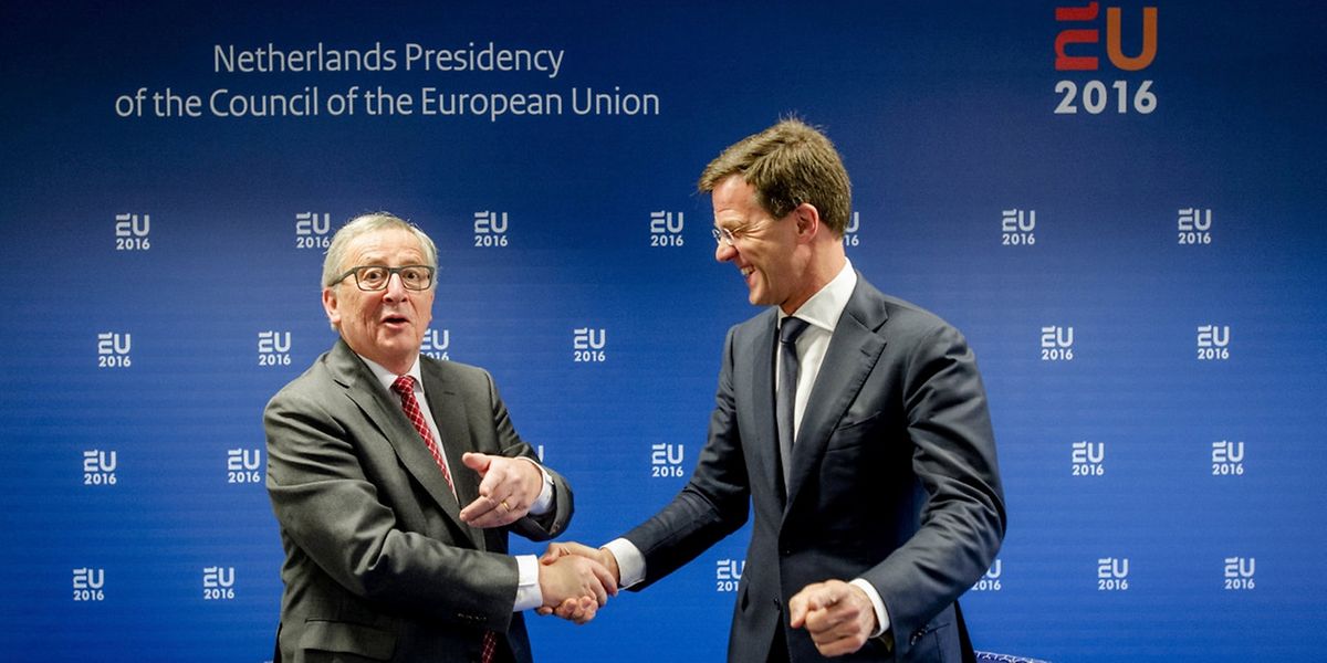 Jean-Claude Juncker et le Premier ministre néerlandais, Mark Rutte, le 7 janvier