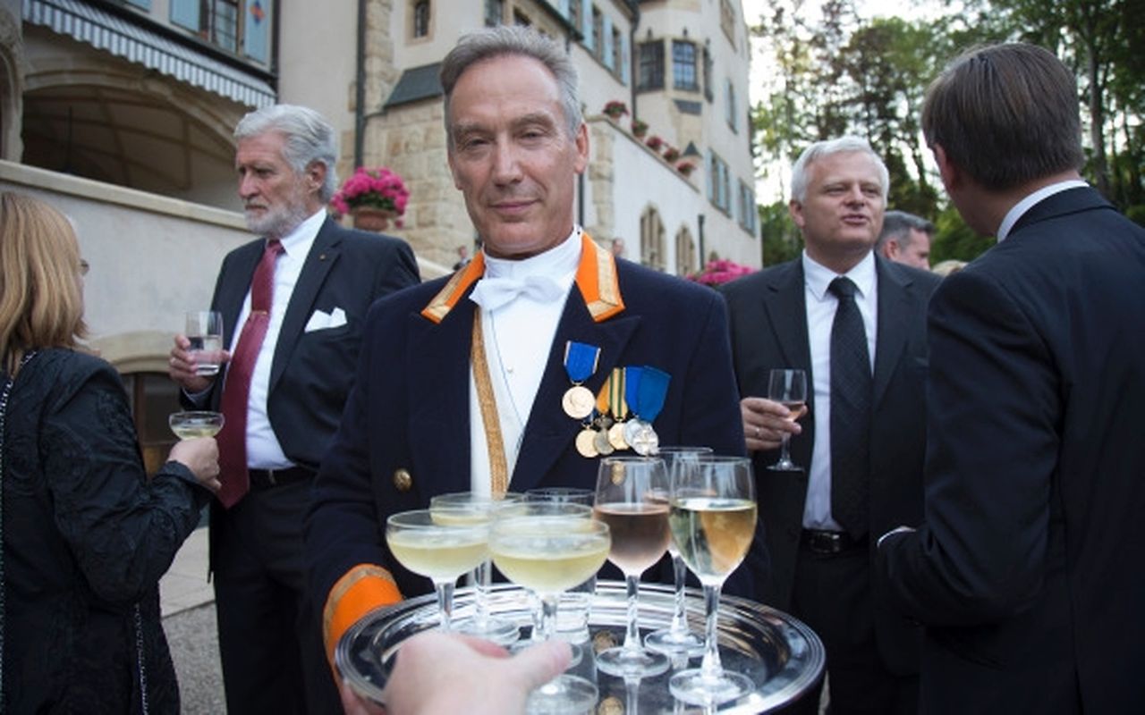 Garden Party der großherzoglichen Familie auf Schloss Berg.