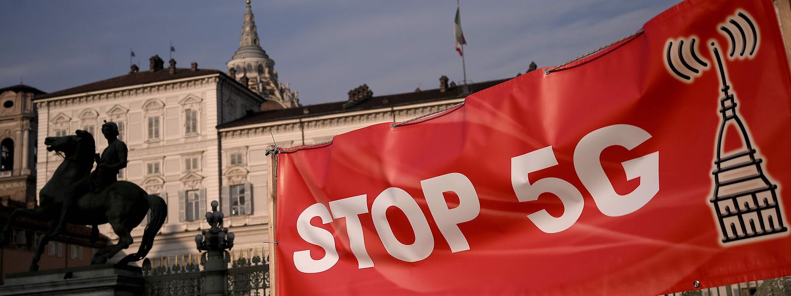 Le 25 janvier, lors de la Journée mondiale contre le déploiement de la 5G, les manifestants avaient réclamé des moratoires et la création de zones blanches dénuées d'ondes.