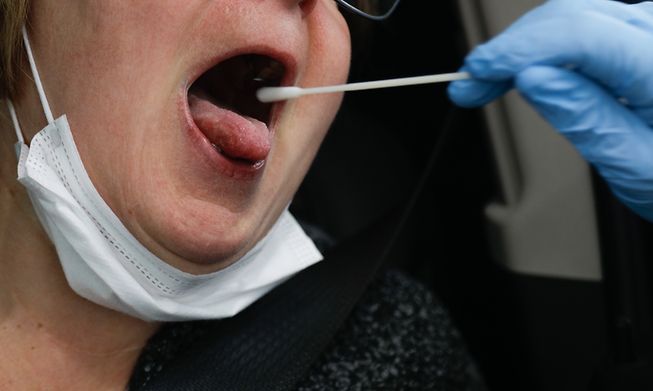 A PCR throat swab performed in Luxembourg