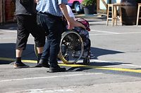 Lokales , Schueberfouer , Info-Handicap , Rollstuhl ,  Foto: Anouk Antony/Luxemburger Wort