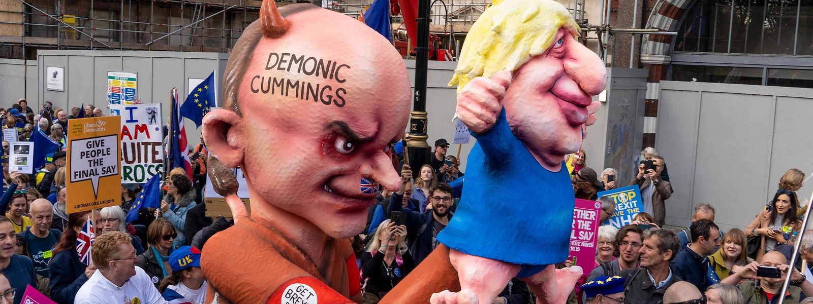 Der Marsch zog am frühen Samstagnachmittag durch London.
