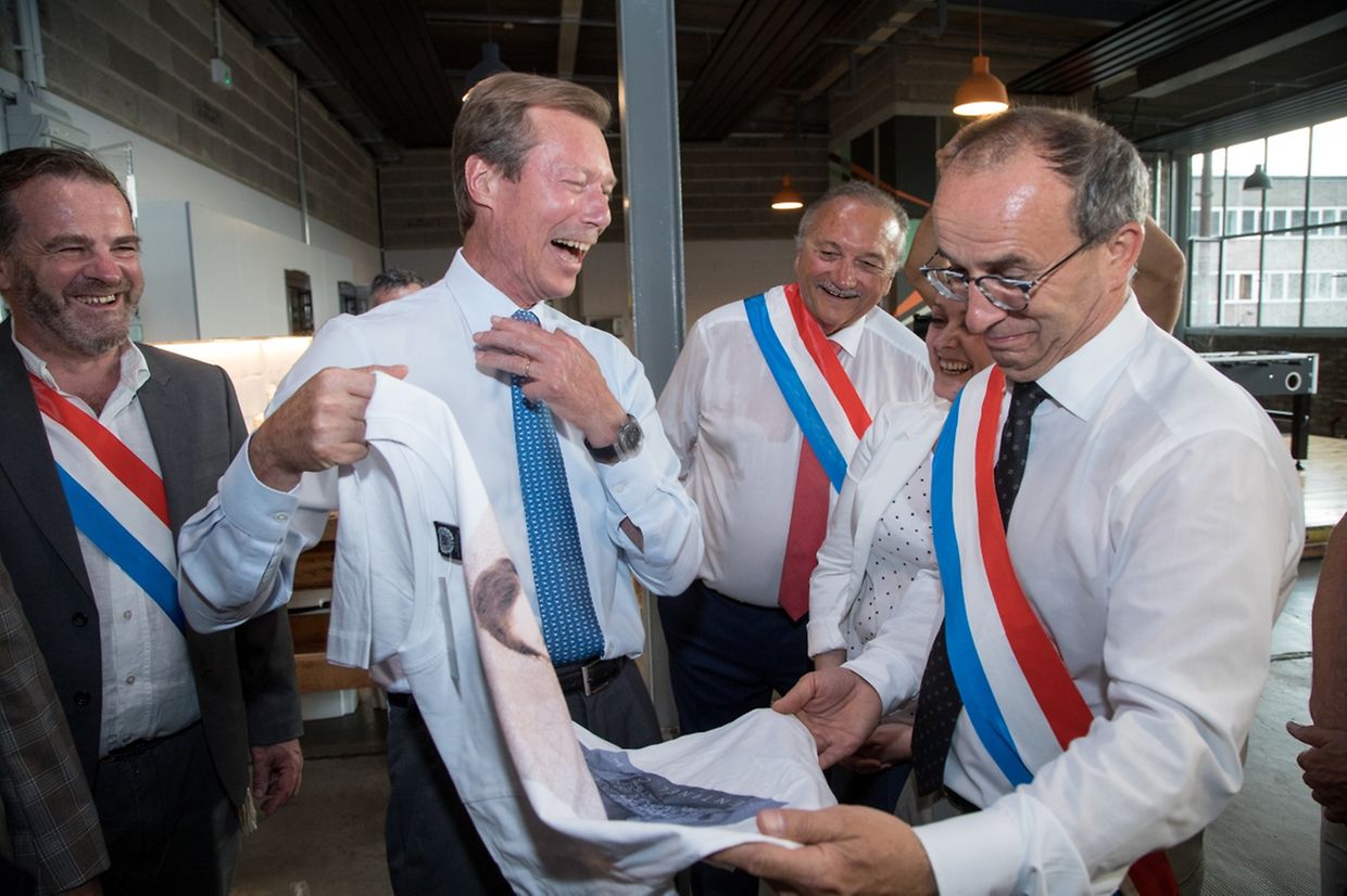 Großherzog Henri zu Gast im Creative Hub 1535° in Differdingen.