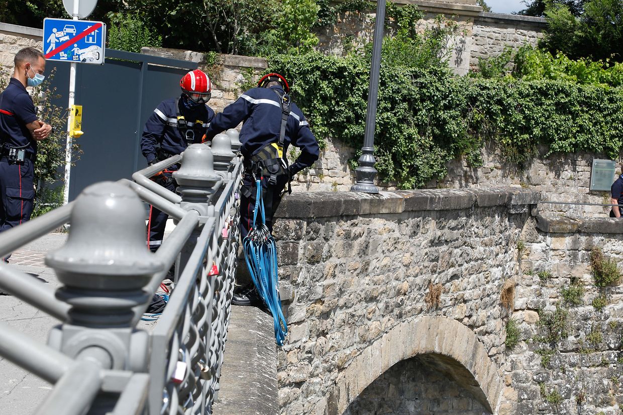 Lokales, Bockfiels, Bockfelsen, Examen, Prüfung, junge Feuerwehrleute lernen über Materialkentnis, Vorstieg und Absichern, Absturtzssicherung Foto: Anouk Antony/Luxemburger Wort