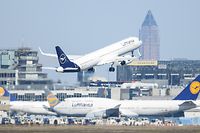 Ein Großteil der Lufthansa-Flotte muss weiterhin auf dem Boden bleiben.
