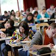 Das korrekte Abhalten der Examen darf laut Minister nicht in Frage gestellt werden.