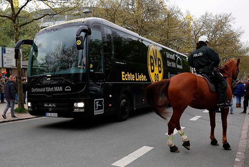 Kein terroristischer Hintergrund: Festnahme nach Anschlag auf BVB-Bus