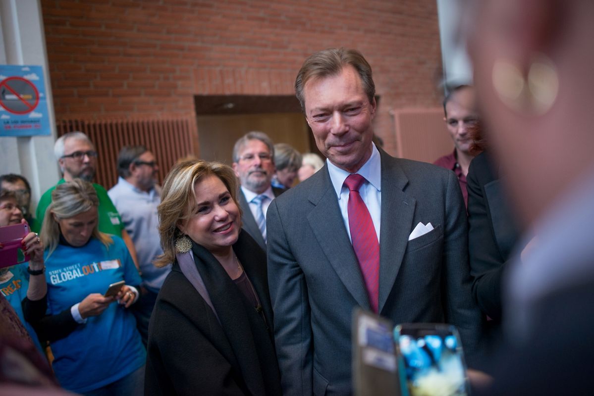 Die Ankunft des Großherzogs und der Großherzogin erfreute die Anwesenden. 