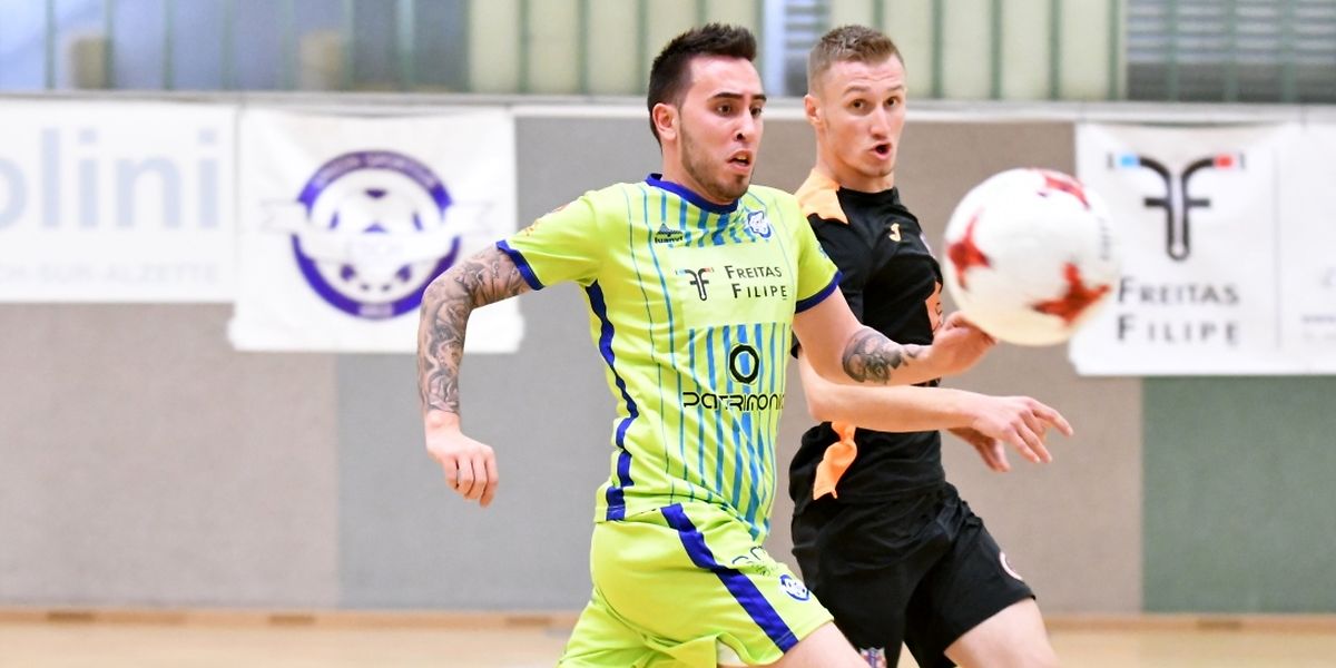 Eusebio Esteves (en vert, Futsal US Esch) et Tomislav Batinic (Red Boys Aspelt) n'ont pu se départager.