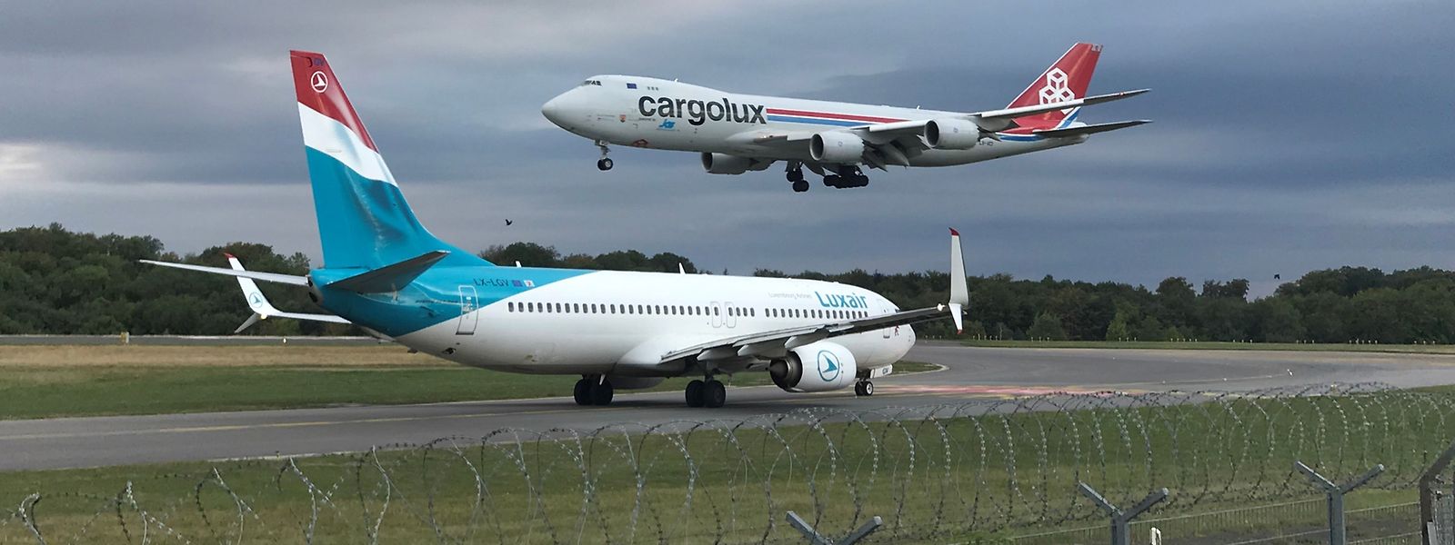 Angst vor dem Dominoeffekt: Luxair gehören 35 Prozent an Cargolux, die wiederum größter Kunde von LuxairCargo sind. 