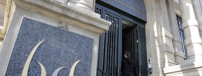 A confiança dos consumidores subiu de cinco para dez pontos.