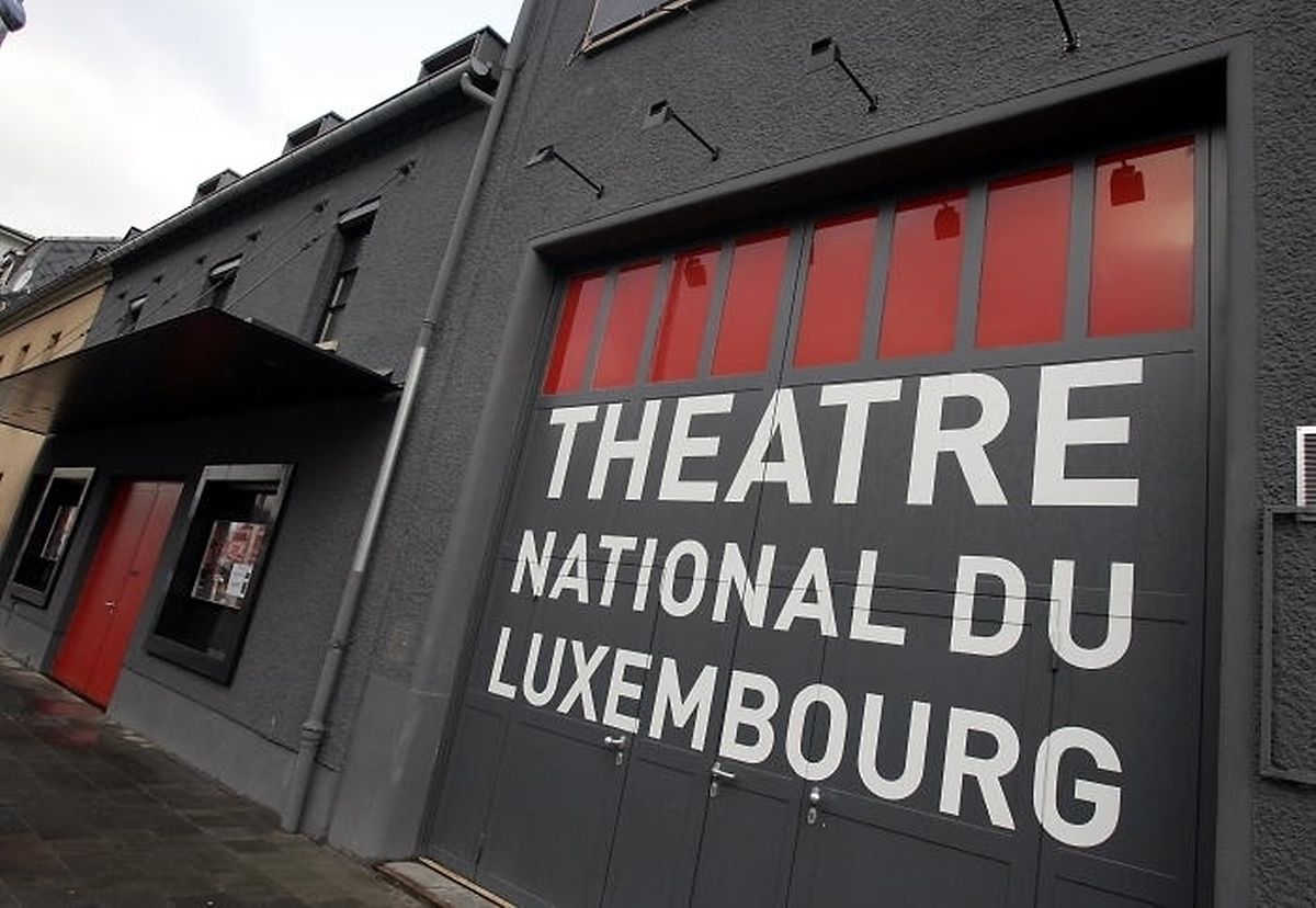The TNL is a small intimate space showcasing English theatre from Shakespeare to local theatre performances