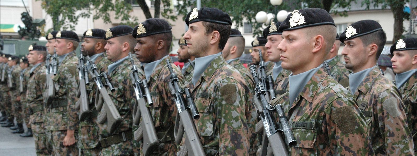 In Reih und Glied: Luxemburger Soldaten auf Herrenberg.